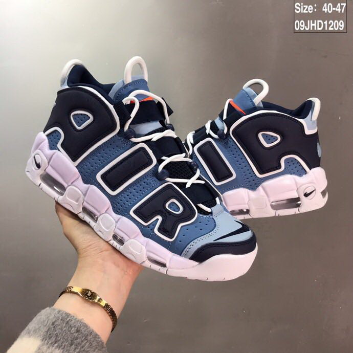 Air More Uptempo-010